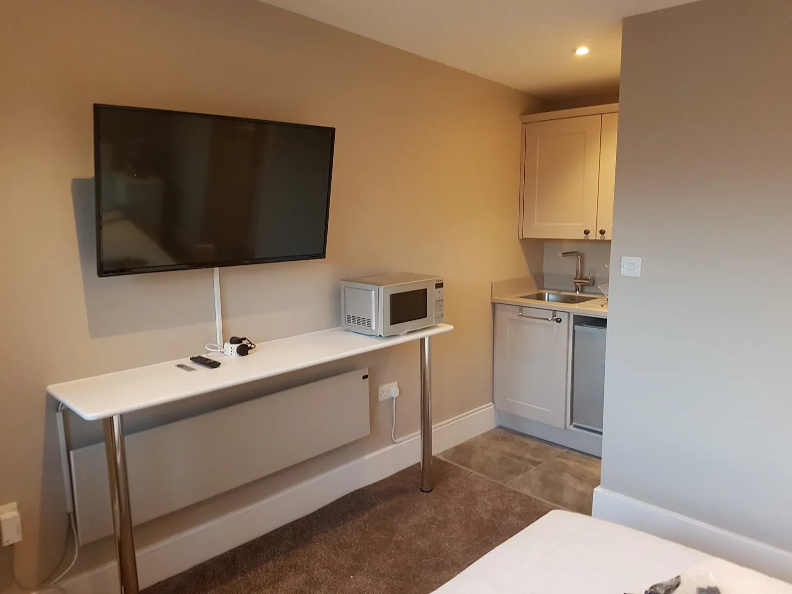 Self-Contained Annexe Conversion – Bath