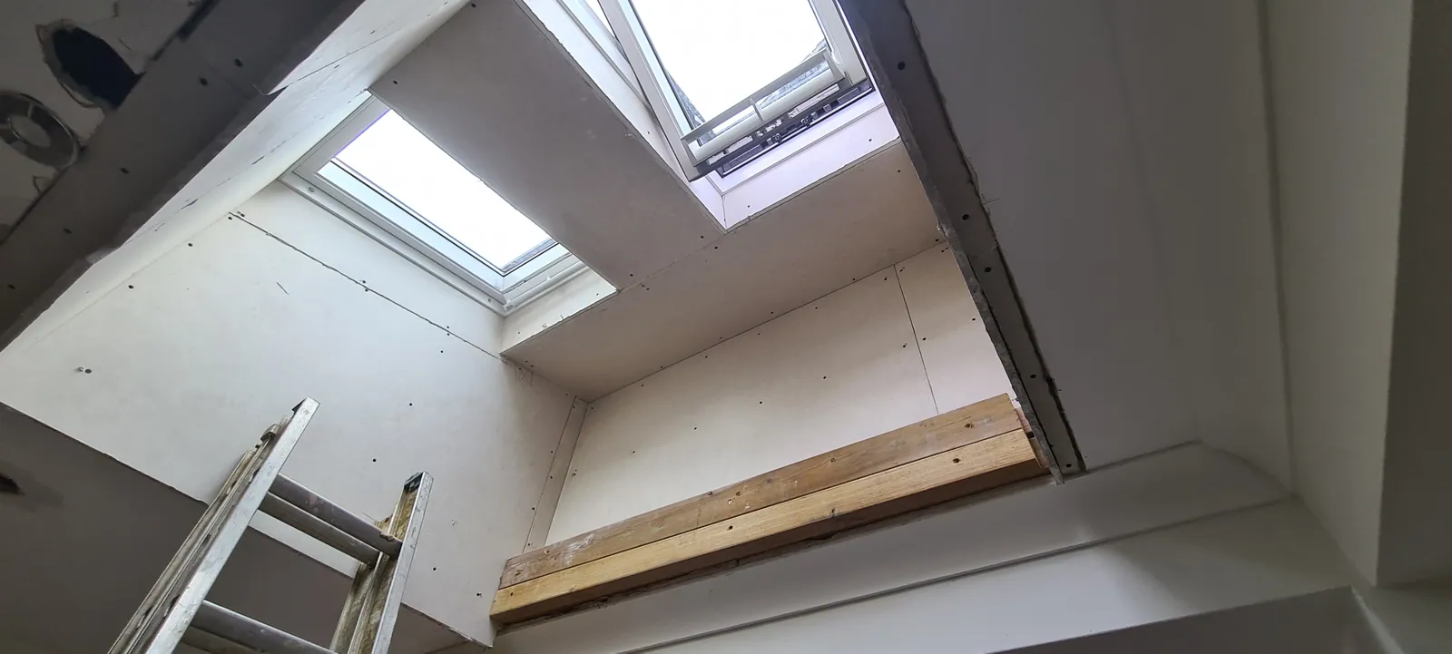 Roof-Light Loft Room – Bath