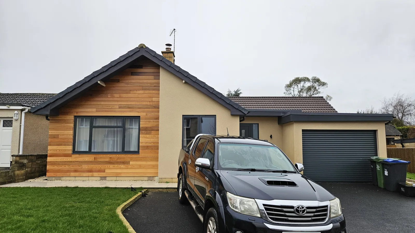 Bungalow Remodel with Cedar Cladding – photo 2