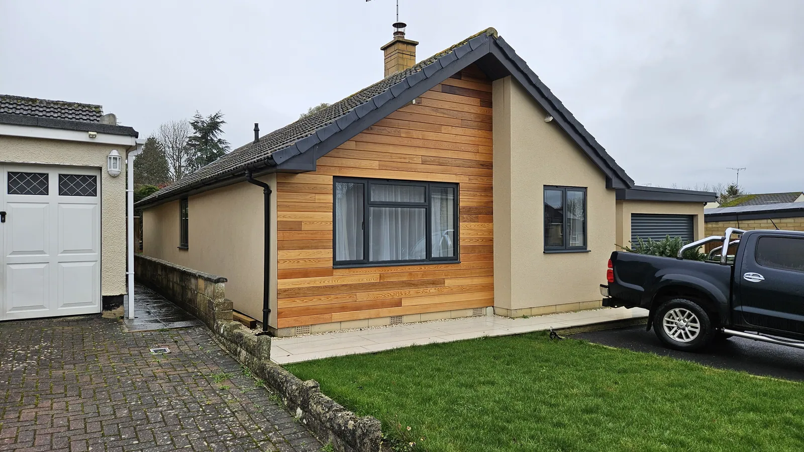 Bungalow Remodel with Cedar Cladding – photo 3