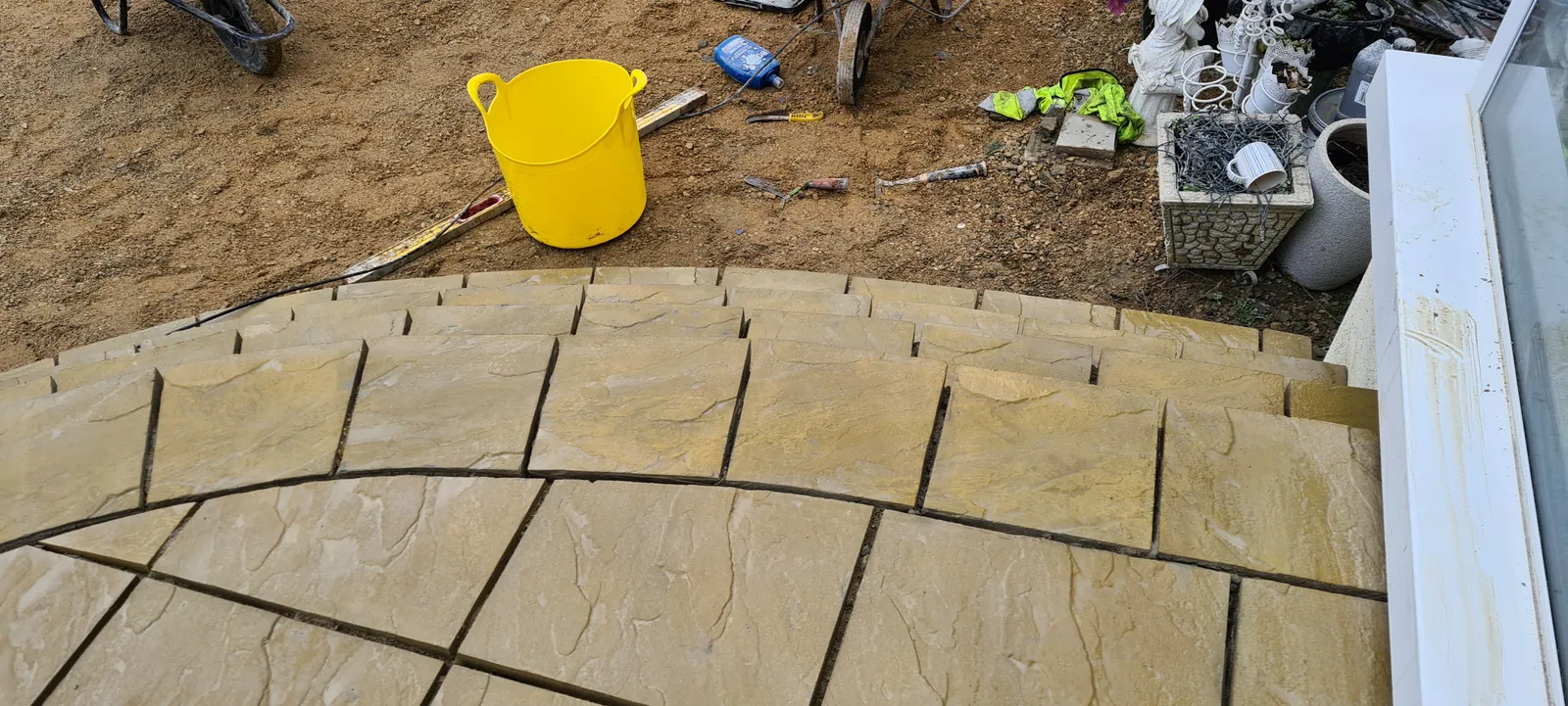 Sandstone Patio with Curved Steps – photo 4