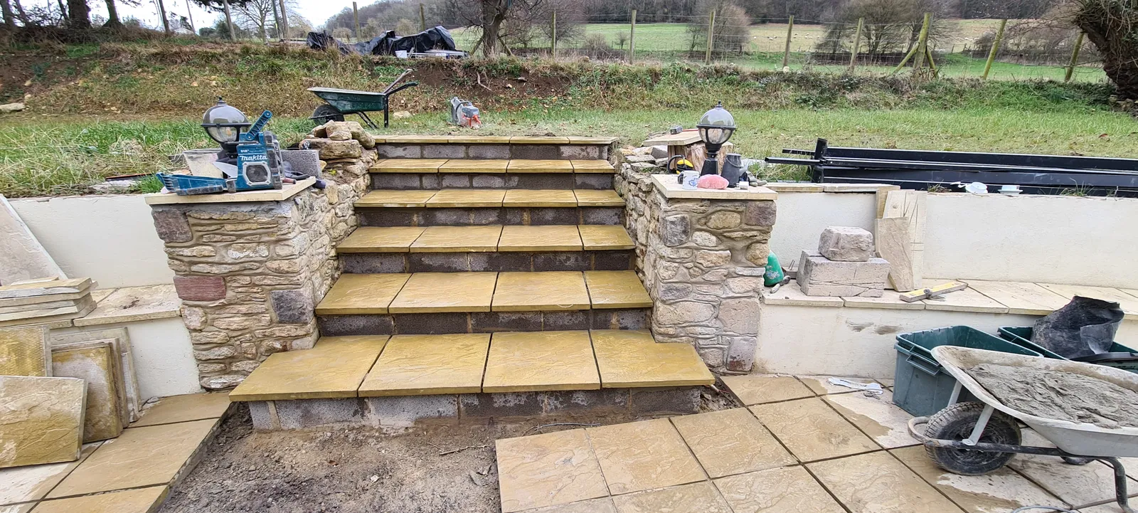 Sandstone Patio with Curved Steps – photo 6
